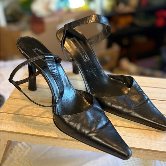 Enzo Angiolini Shoes - Vintage Classic Black Pointed-Toe Women's Heels